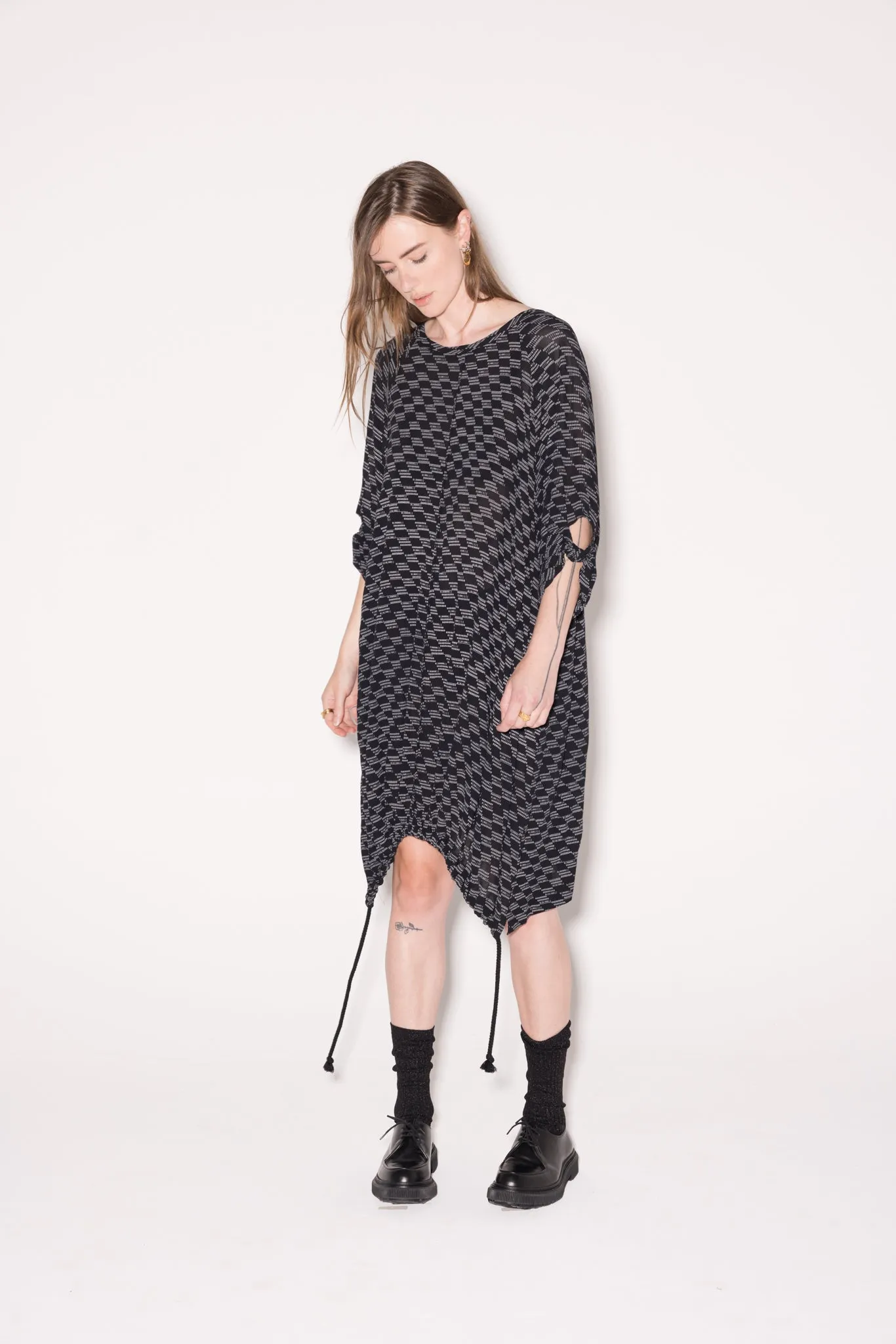 Balance Tunic | Black Grey Code