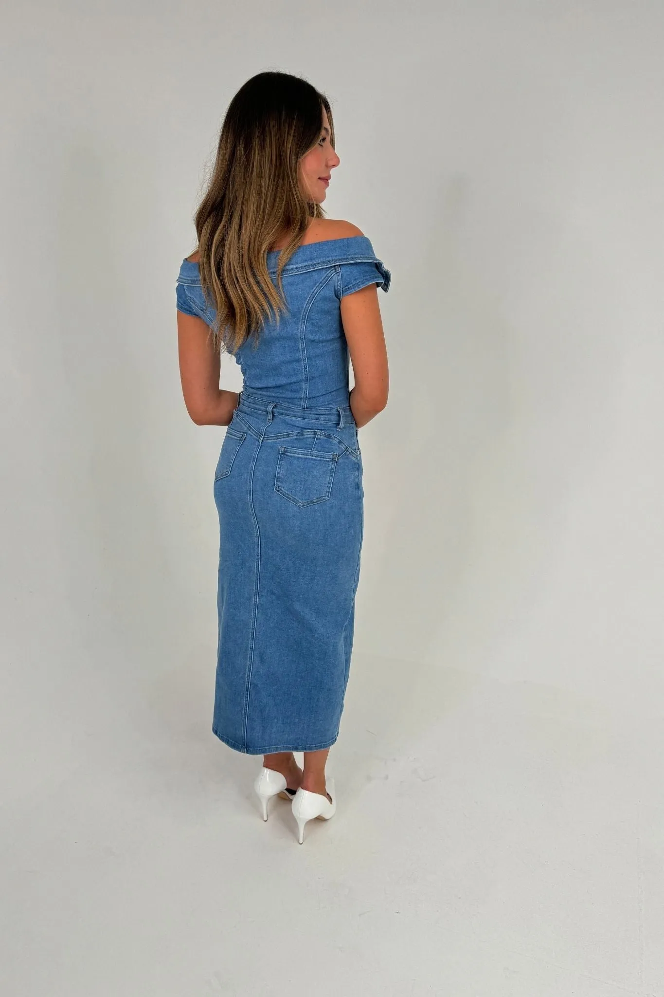 Danni Denim Midi Dress In Light Wash