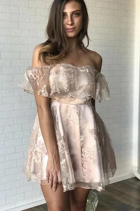 Sexy Off the Shoulder Lace Appliques Homecoming Dresses Short Prom Dresses